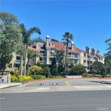 Image 2 - 20341 Bluffside Circle, Huntington Beach, CA 92646, USA - Condo for rent