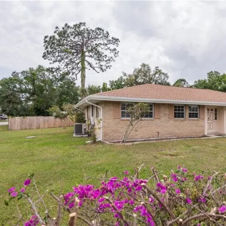 Image 2 - 20565 Midway Boulevard, Port Charlotte, FL 33952, USA - House for sale
