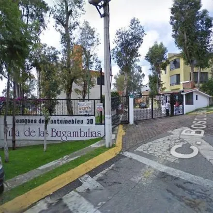 Buy this 3 bed house on Privada Bosques de Fontanebleau Número 30 in Colonia Paseos del Bosque, 53270 Naucalpan de Juárez