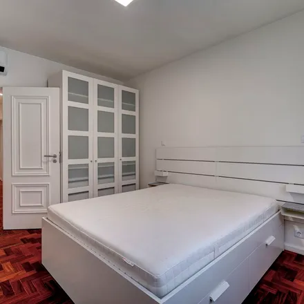 Rent this 3 bed apartment on Florista in Rua Gabriel Pereira de Castro, 4700-367 Braga