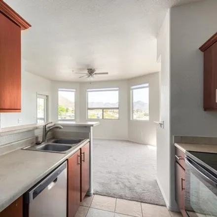 Image 8 - 9820 North Central Avenue, Phoenix, AZ 85020, USA - Apartment for rent