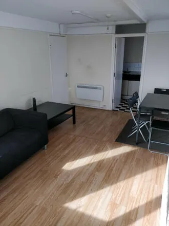 Rent this 2 bed apartment on City of Oxford College (Blackbird Leys campus) in Blackbird Leys Road, Oxford