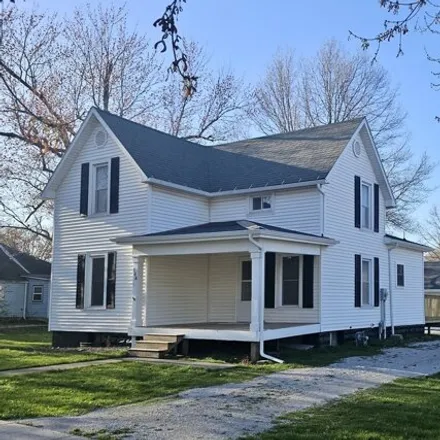 Buy this 2 bed house on 146 East 6th Street in Gridley, McLean County