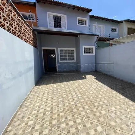Buy this 3 bed house on Sacolão Compra Certa in Rua São João Bosco, Parque Jardim Santa Felícia