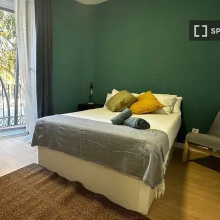 Rent this 7 bed room on La Parrilla de Galicia in Plaza de Tirso de Molina, 7