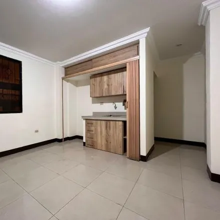 Image 2 - Alquiler de Vehiculos, 3er Paseo 14A NE, 090513, Guayaquil, Ecuador - Apartment for rent