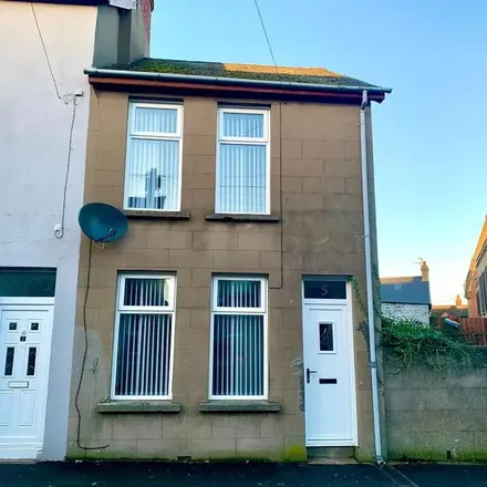 Image 3 - 4 Queen Street, Carrickfergus, BT38 8AW, United Kingdom - Apartment for rent