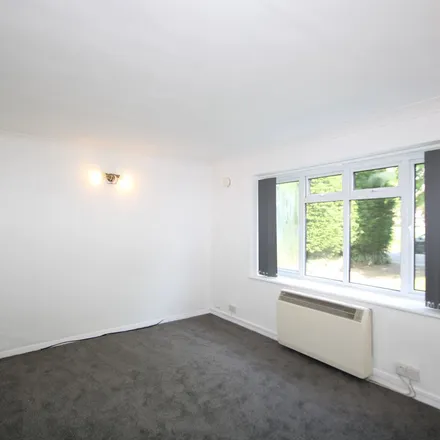 Rent this 2 bed apartment on Norfolk House in Wellesley Court Road, London