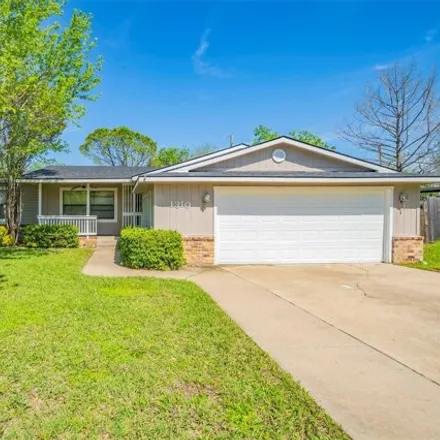 Buy this 3 bed house on 1238 Wood Drive in Mansfield, TX 76063