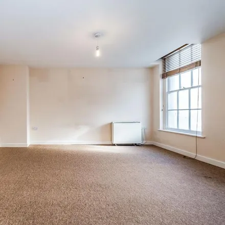 Image 7 - Bedford Row, Worthing, BN11 3DR, United Kingdom - Apartment for rent