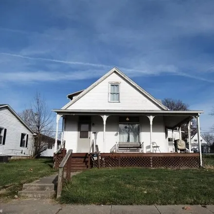 Buy this 3 bed house on 1281 Broadway Street in Hamilton, Hancock County