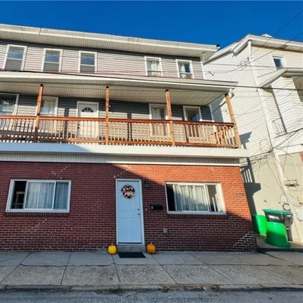 Rent this 1 bed apartment on 906 Penn Street in Sharpsburg, Allegheny County