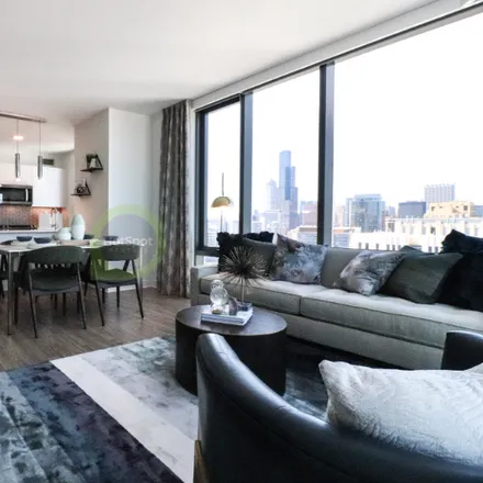 Rent this 2 bed condo on 1322 S Michigan Ave