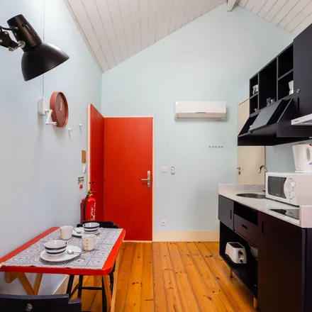 Rent this 1 bed apartment on A Principal da Borracha in Rua de Trás, 4050-367 Porto