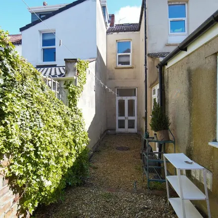 Rent this 2 bed apartment on 47 Ashgrove Road in Bristol, BS7 9LF