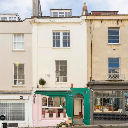 Rent this 4 bed apartment on Clifton Village Jewellers in 40 The Mall, Bristol
