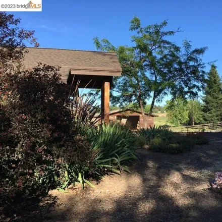 Image 4 - 497 Laguna Vista Road, Santa Rosa, CA, USA - House for sale