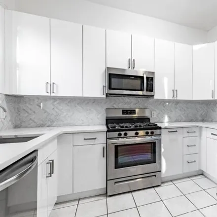 Buy this 5 bed house on 1185 Jefferson Avenue in New York, NY 11221