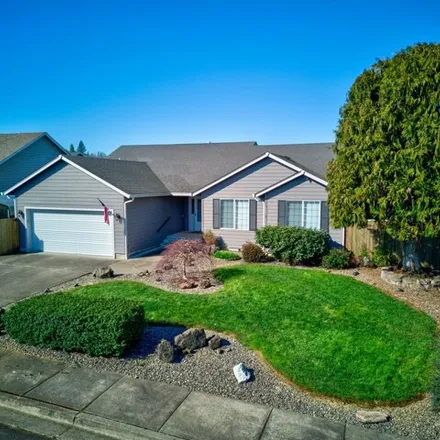 Buy this 3 bed house on 307 Cambridge Drive in Sutherlin, Douglas County