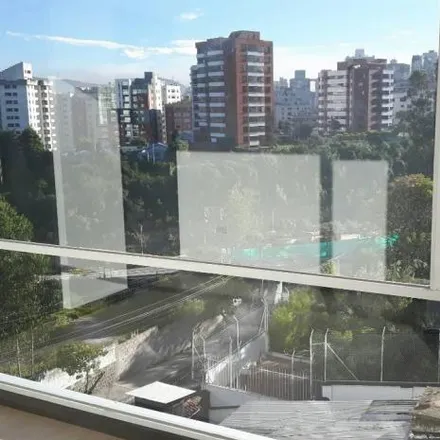 Image 2 - Banco Pichincha, Avenida la Coruña, 170107, Quito, Ecuador - Apartment for sale
