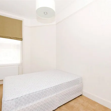 Image 1 - 77-89 Huntley Street, London, WC1E 7AX, United Kingdom - Apartment for rent