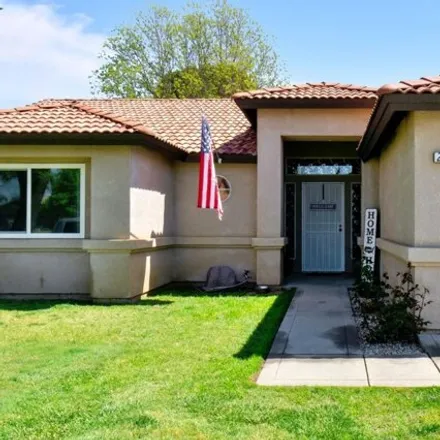 Buy this 3 bed house on 2499 Cottonwood Drive in Hanford, CA 93230