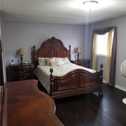 Rent this 4 bed apartment on 8 Olde Town Road in Brampton, ON L6X 5A9