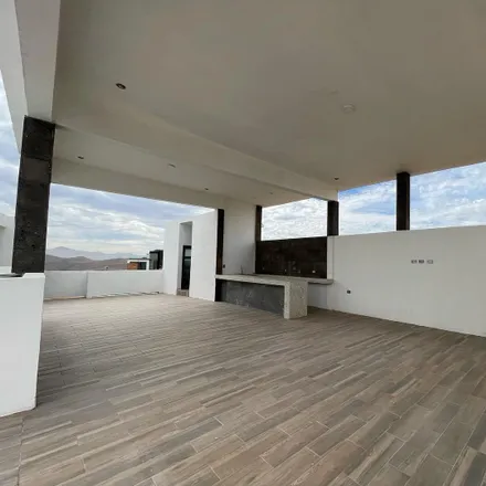 Buy this studio house on Avenida Carlos Pacheco Villa in 31350 Chihuahua, CHH