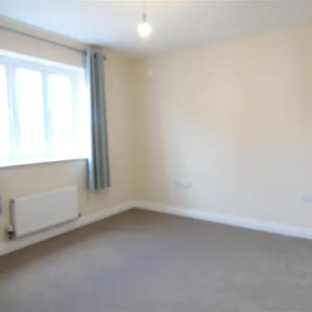 Image 1 - St Michael's Gardens, South Petherton, TA13 5BD, United Kingdom - Apartment for rent