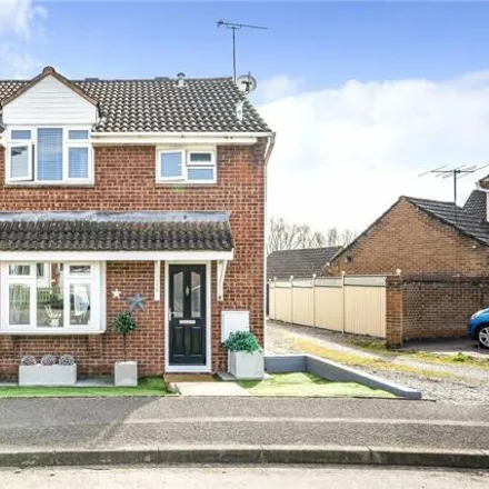 Buy this 3 bed house on Woollaton Close in Swindon, SN5 6BB