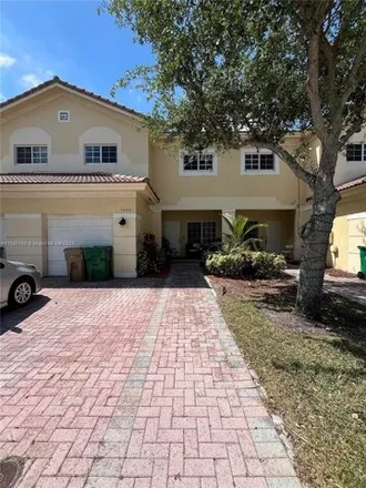 Buy this 3 bed townhouse on 7631 South Stonecreek Circle in Davie, FL 33024