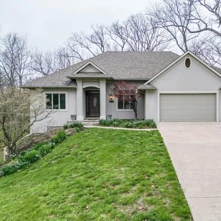 Buy this 4 bed house on 2923 Bluff Creek Drive in Columbia, MO 65201