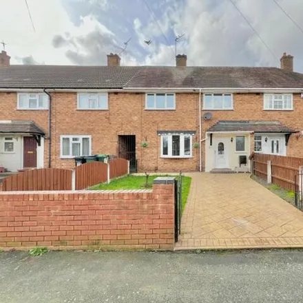 Rent this 3 bed townhouse on Florence Road in Tipton, DY4 0NR