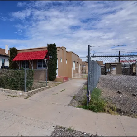 Image 1 - 3925 Mountain Avenue, El Paso, TX 79930, USA - House for rent