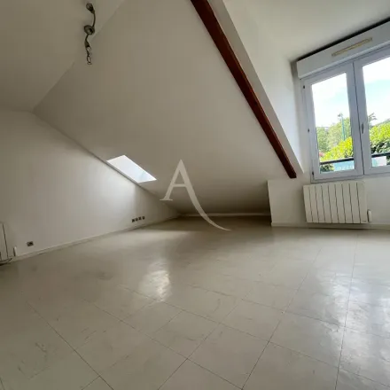 Rent this 1 bed apartment on 280 Avenue de la Pierre Dourdant in 38290 La Verpillière, France