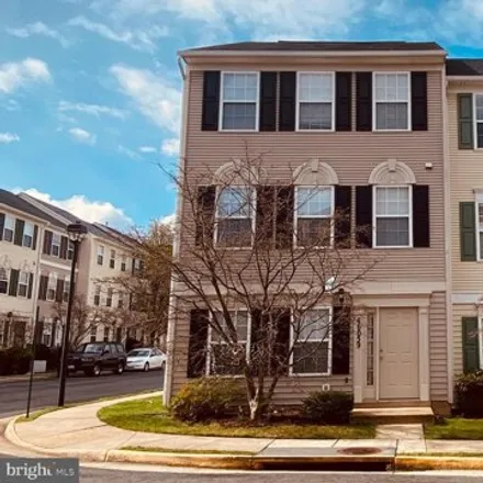 Rent this 3 bed townhouse on 22934 Regent Terrace in Oak Grove, Loudoun County