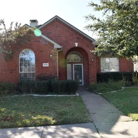Rent this 3 bed house on 5301 Deer Brook Road in Garland, TX 75044