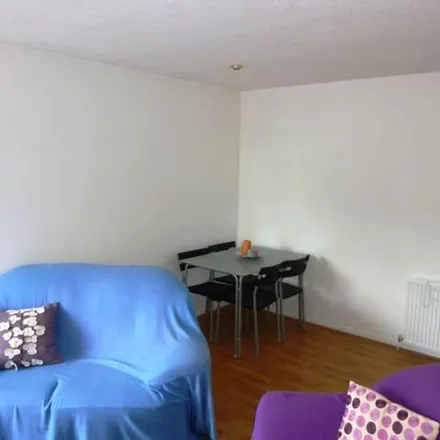 Image 5 - 5 Harrismith Place, City of Edinburgh, EH7 5PA, United Kingdom - Apartment for rent