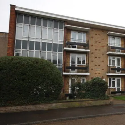 Rent this 2 bed apartment on Heaton Court in Cheshunt, EN8 0AB