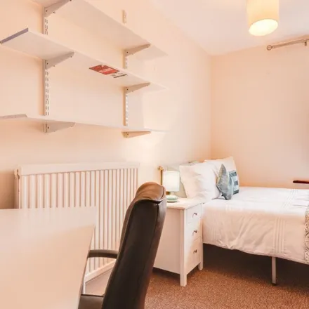 Rent this 5 bed apartment on Saint Martin's Church in North Holmes Road, Canterbury