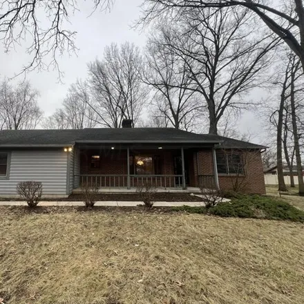 Buy this 3 bed house on 552 Country Club Road in Whitehall, OH 43213