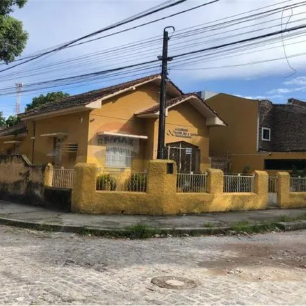 Buy this 5 bed house on Rua General José Semeão 116 in Santo Amaro, Recife - PE