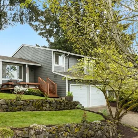 Buy this 3 bed house on 9576 Southwest Arikara Drive in Tualatin, OR 97062