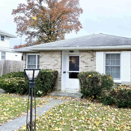 Buy this 3 bed house on 3803 Lillie Street in Fort Wayne, IN 46806