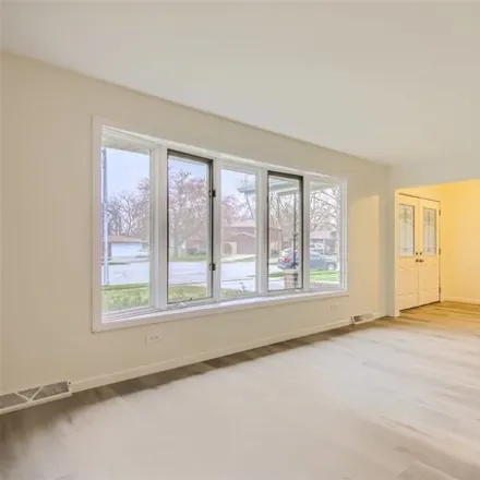 Image 3 - 733 Kostner Avenue, Matteson, IL 60443, USA - House for sale