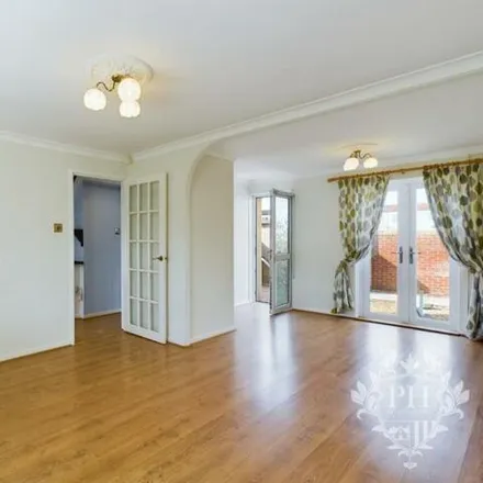 Image 3 - Ainsford Way, Middlesbrough, TS7 9QF, United Kingdom - House for sale