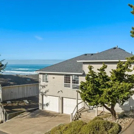 Buy this 3 bed house on 5035 Northwest Keel Avenue in Lincoln City, OR 97367