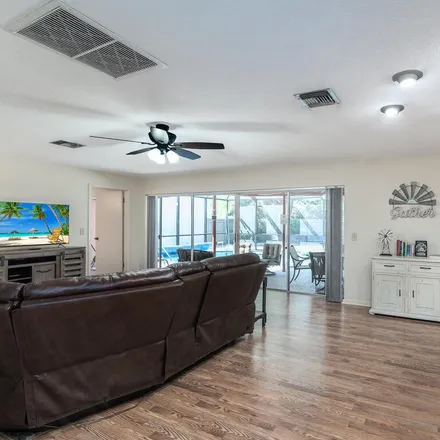 Image 3 - 420 North Collier Boulevard, Marco Island, FL 34145, USA - House for sale