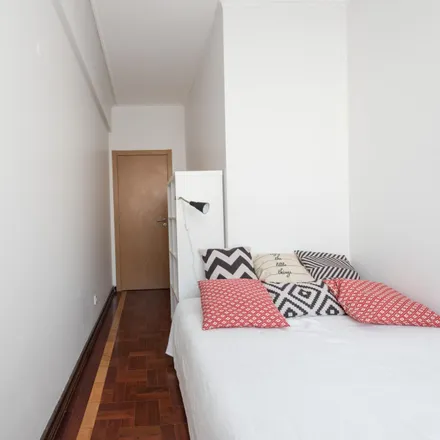 Rent this 1studio room on Avenida Visconde de Valmor 20 in 1000-292 Lisbon, Portugal