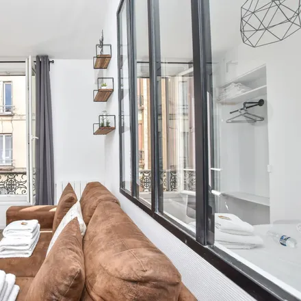 Image 5 - 6 bis Rue Pinel, 93200 Saint-Denis, France - Apartment for rent